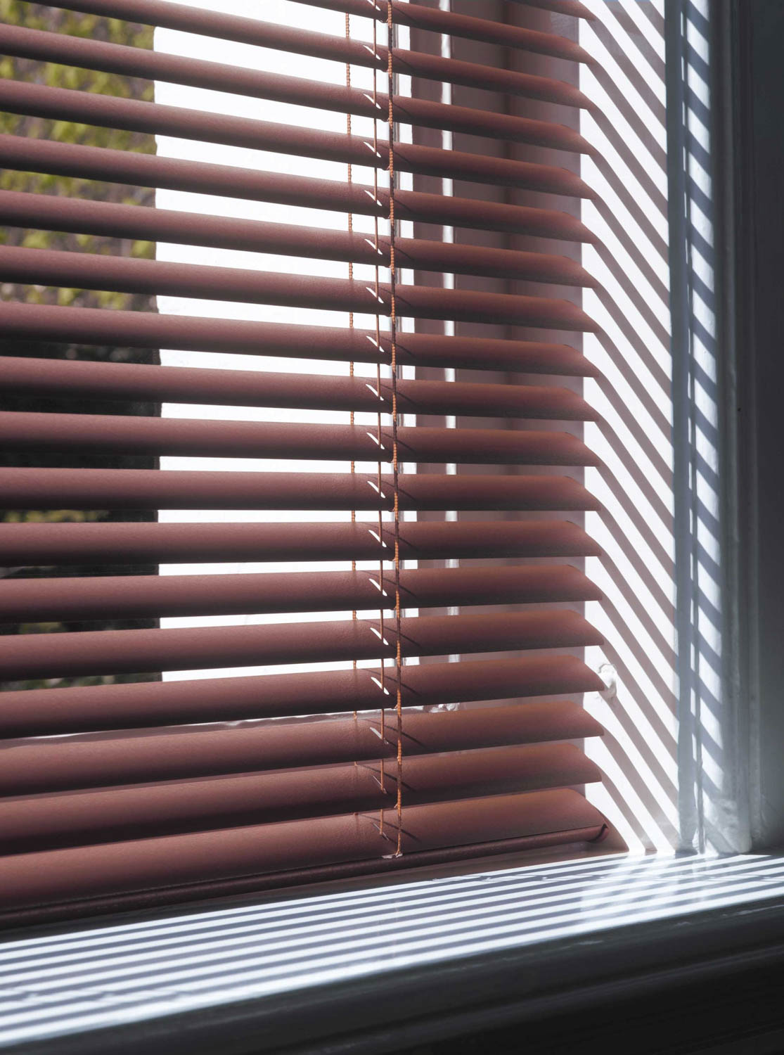 Regazzi Sole – Tende da interno – Venezane-001